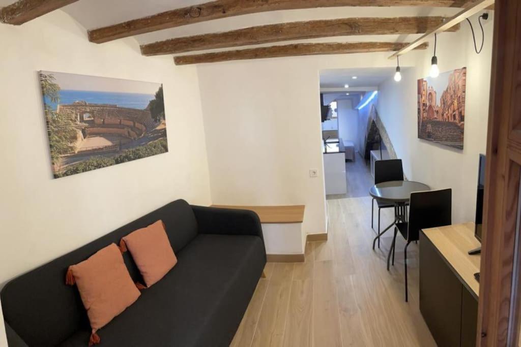 Апартаменты Casa Ferrers Piso 1. Loft En El Centro Таррагона Экстерьер фото